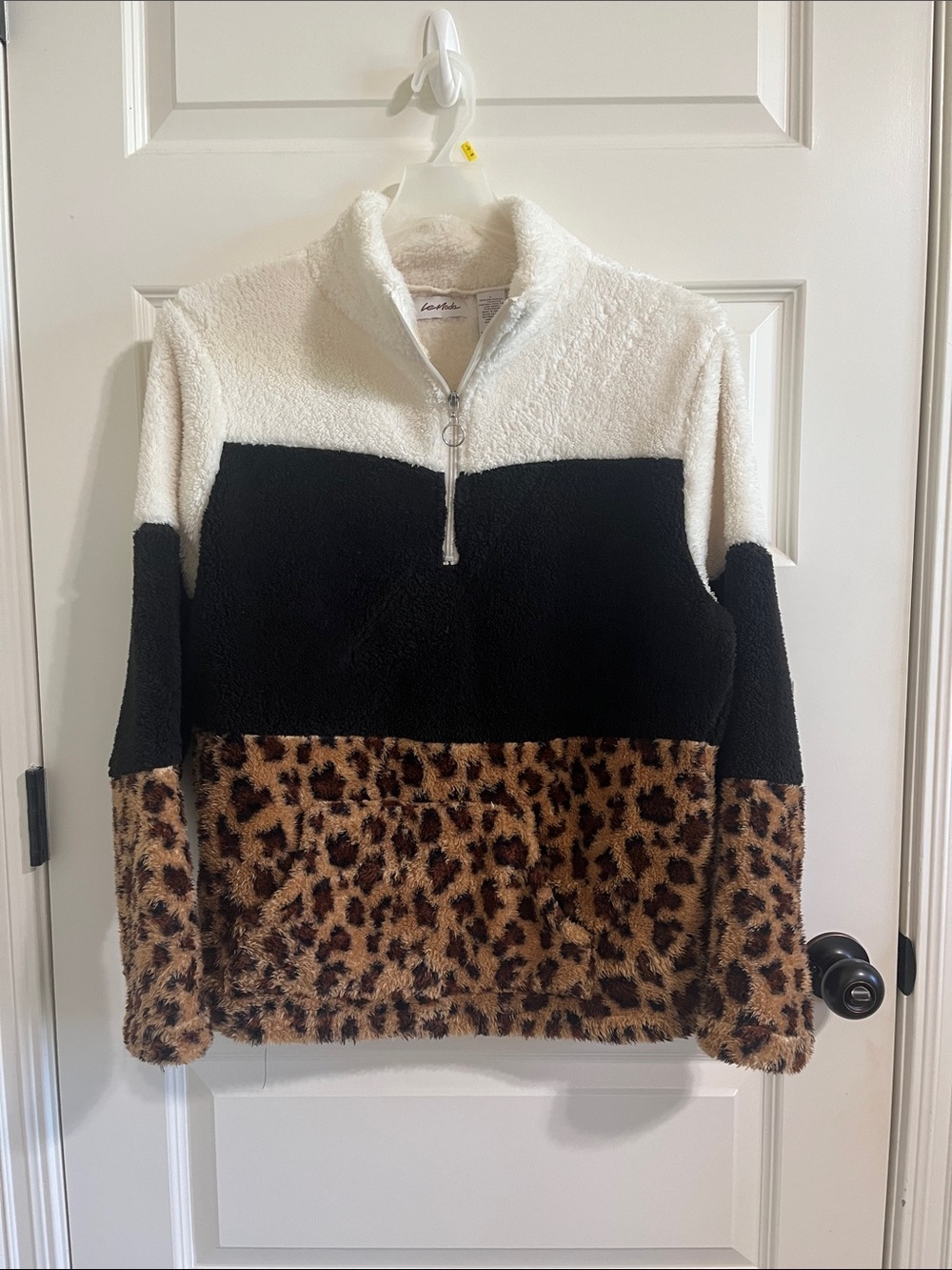 Colorblock Sherpa Pullover Sweater with Leopard Panel - White/Black/Leopard